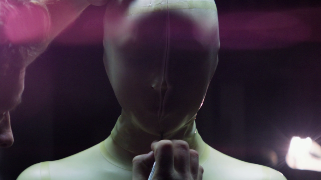 vlcsnap-2014-04-09-00h06m47s221.png