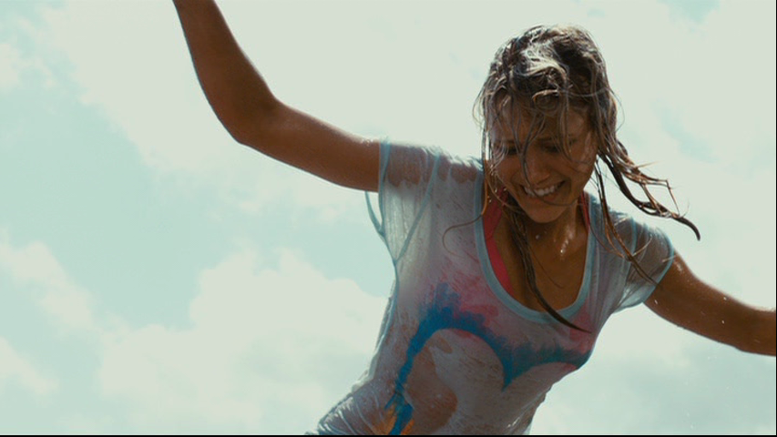 vlcsnap-2013-06-18-08h07m25s230.png