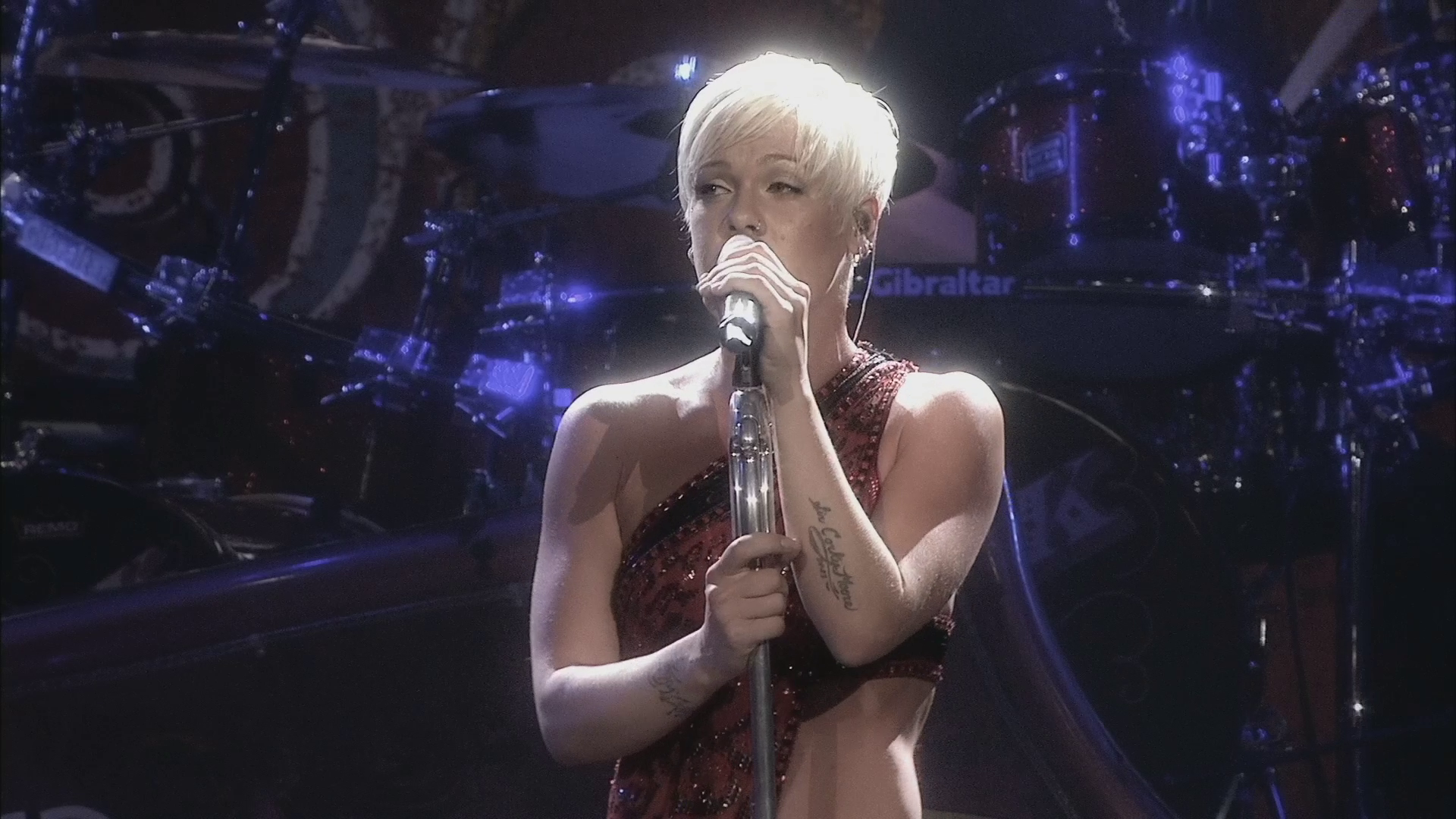vlcsnap-2013-12-16-17h12m02s107.png