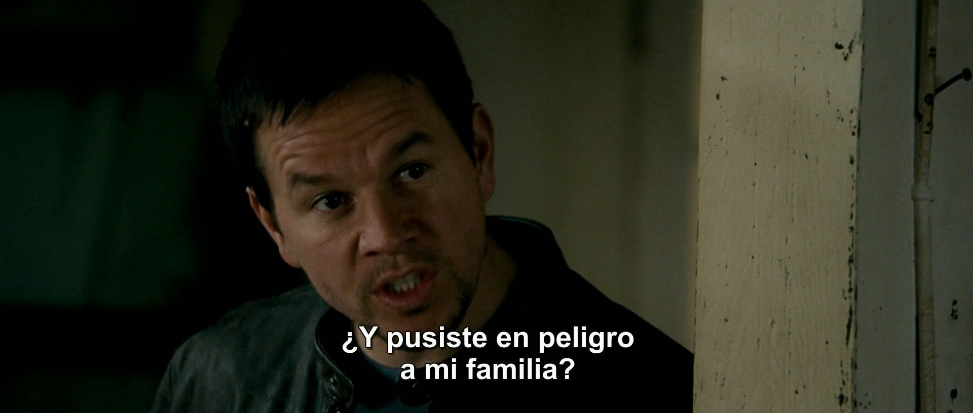 Contraband20121080pBluRayX264-AMIABLEmkv_snapshot_001531_20120411_233427.jpg