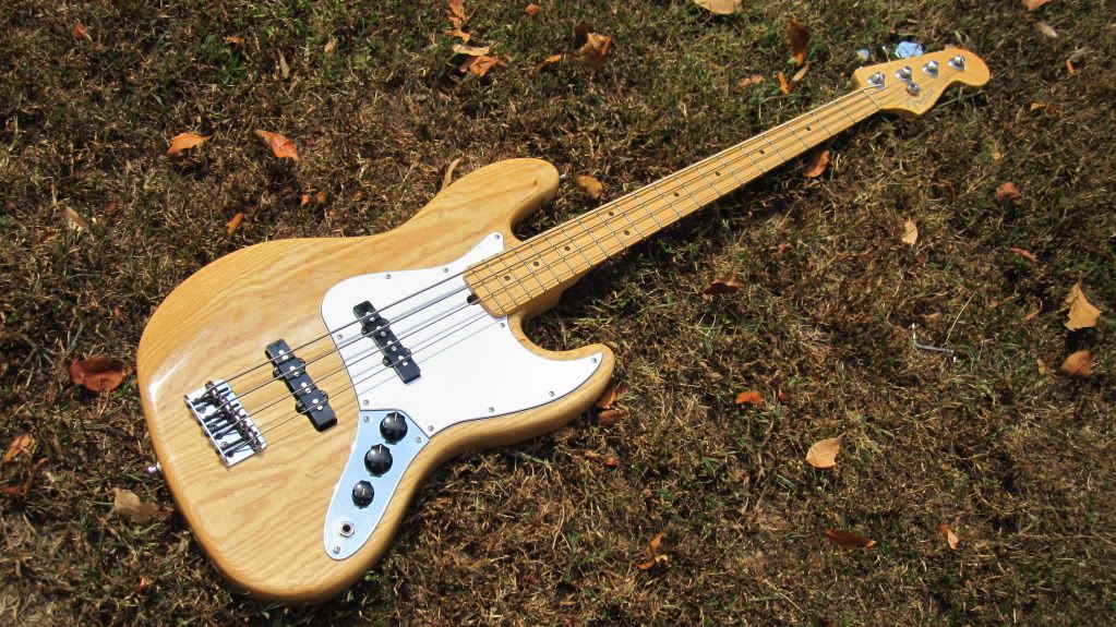 http://i968.photobucket.com/albums/ae169/nutdog/jazz/IMG_2309.jpg